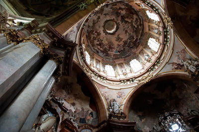 Low angle view of ceiling