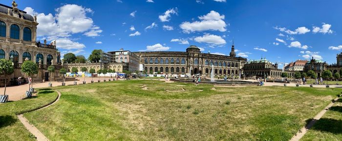 Buildings in city