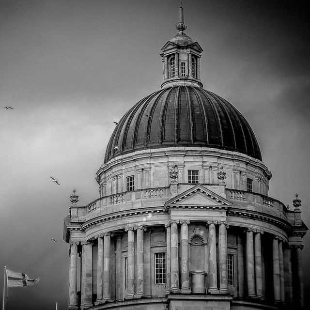 architecture, built structure, building exterior, place of worship, dome, religion, low angle view, spirituality, church, sky, cathedral, travel destinations, famous place, travel, tourism, cloud - sky, capital cities, city