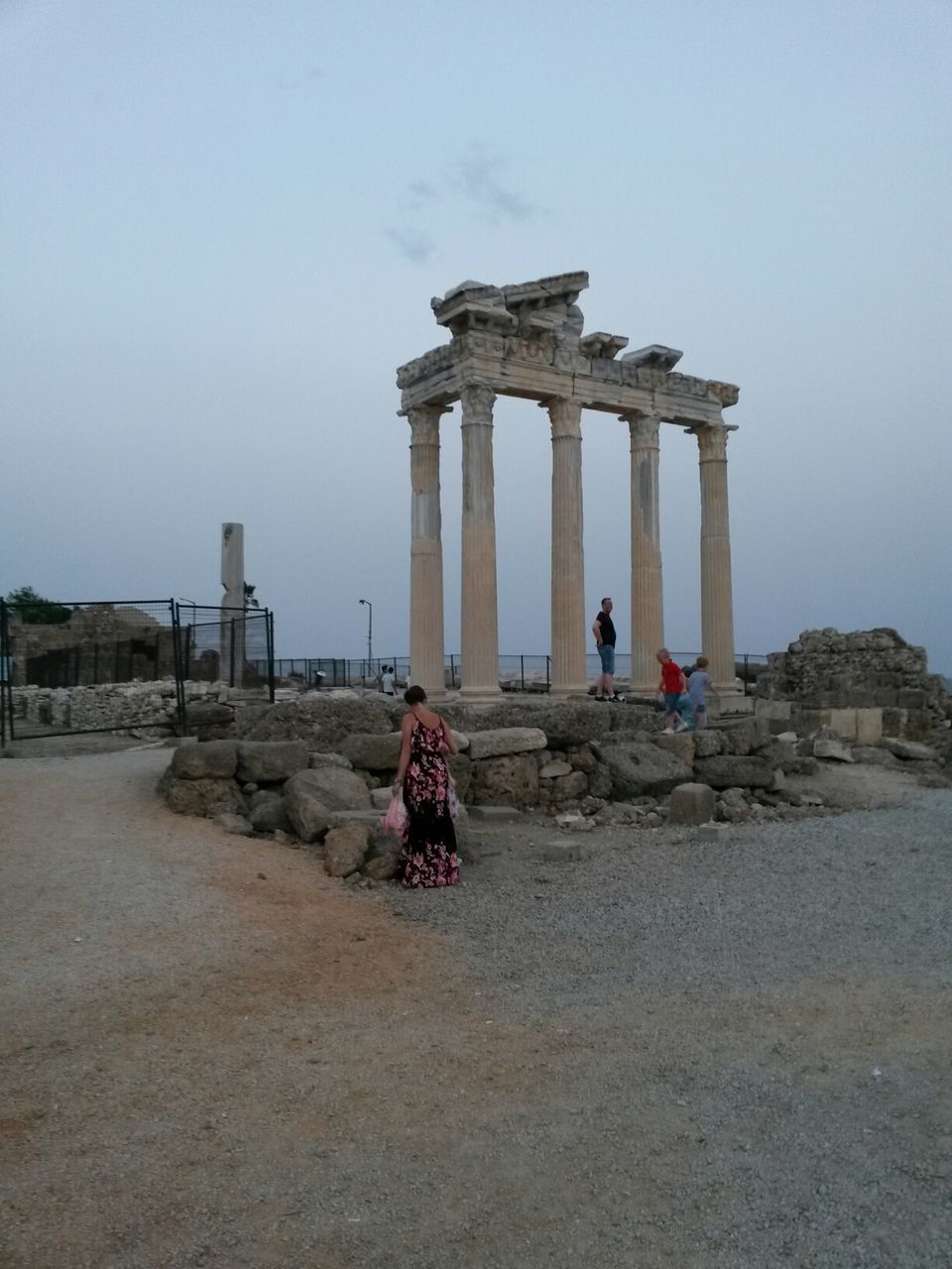 architecture, built structure, famous place, history, tourism, travel destinations, ancient, travel, international landmark, old ruin, tourist, building exterior, the past, ancient civilization, men, person, large group of people, architectural column, sky