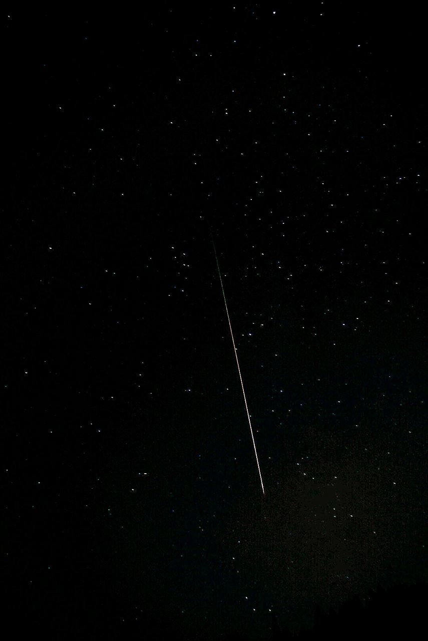 LOW ANGLE VIEW OF VAPOR TRAIL IN SKY