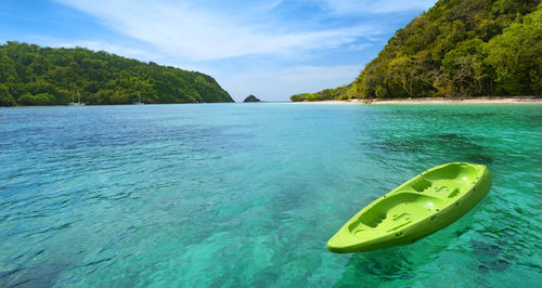 Scenic view of sea against sky kayag