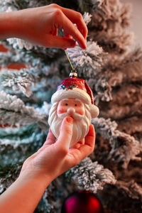 Cropped hand of person holding ice cream