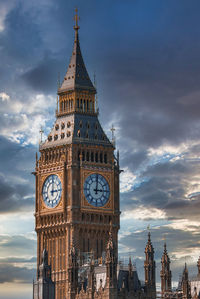 Low angle view of big ben against sky