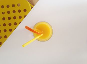 Close-up of yellow flower