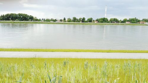 View of lake against sky