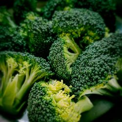 Close-up photography of green brocolli