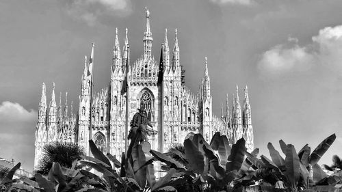 Panoramic view of traditional building against sky