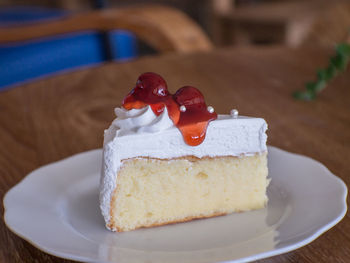 Close-up of cake in plate on table