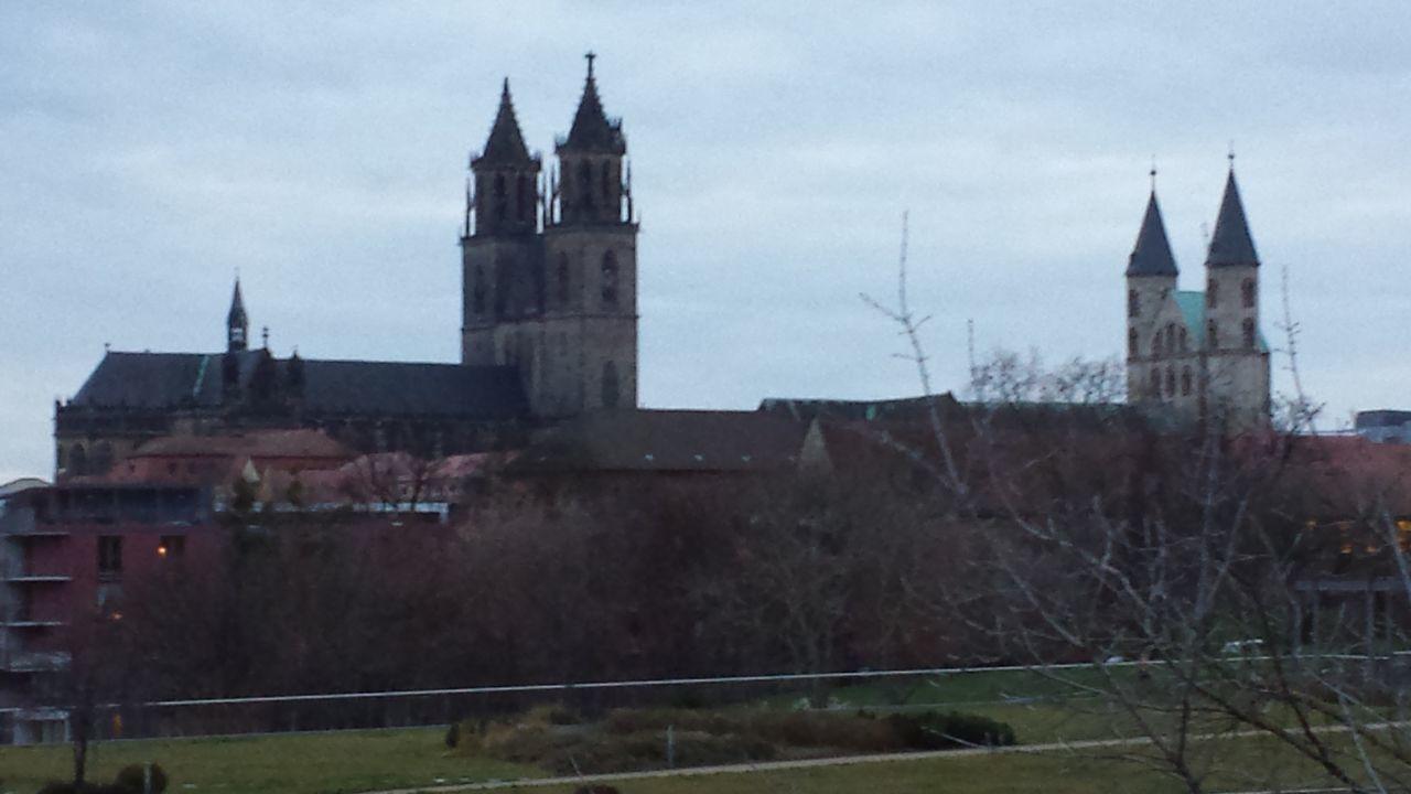 architecture, building exterior, built structure, church, place of worship, religion, sky, spirituality, history, cathedral, old, castle, tower, tree, outdoors, no people, the past, day