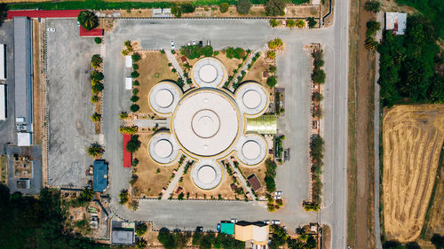 Directly below shot of building