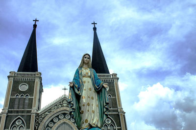 Angle view of statue against sky