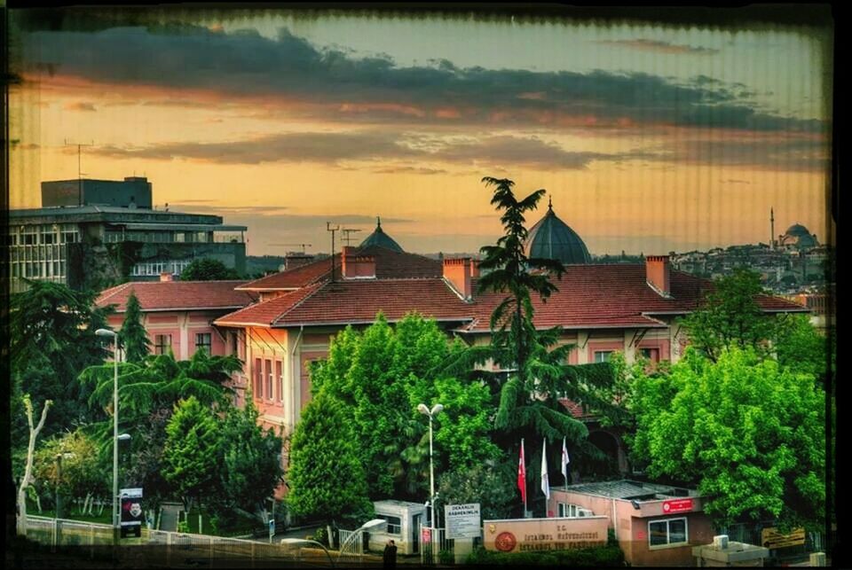 building exterior, architecture, built structure, tree, sky, house, transfer print, residential structure, residential building, sunset, cloud - sky, auto post production filter, city, cloud, building, residential district, outdoors, cloudy, car, no people