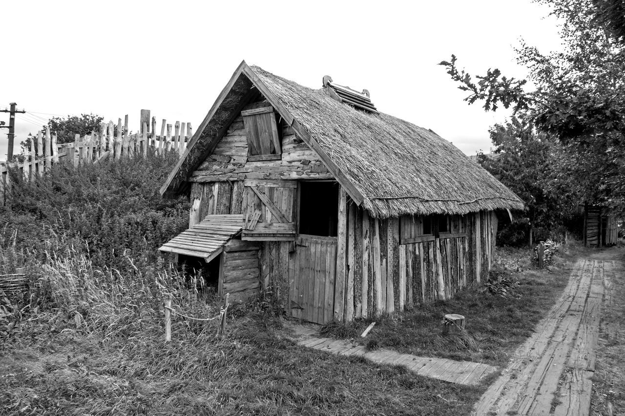 outdoors, abandoned, no people, wood - material, built structure, architecture, day, nature, tree