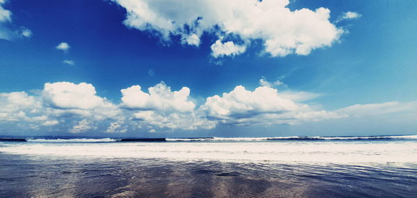 Scenic view of sea against sky