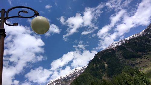 Low angle view of cloudy sky