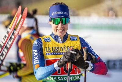 Portrait of a smiling young woman