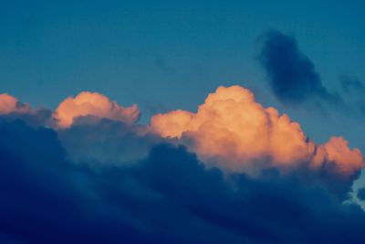 Low angle view of cloudy sky