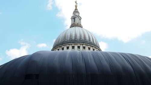 Low angle view of st paul cathedral against sky