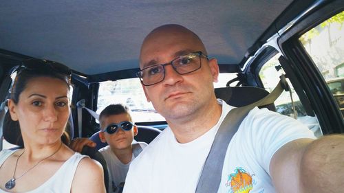 Portrait of young man wearing sunglasses