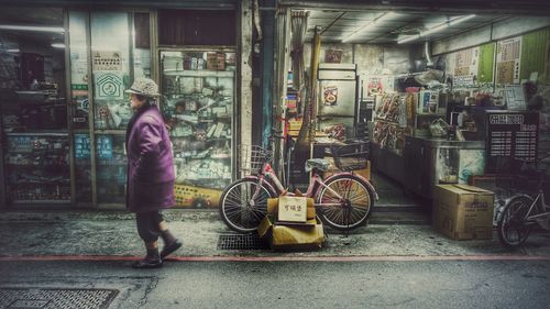 Shopping cart at market stall