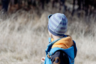 Side view of boy