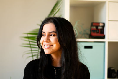 Portrait of a smiling young woman