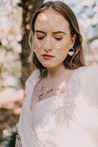 Portrait of a beautiful young woman