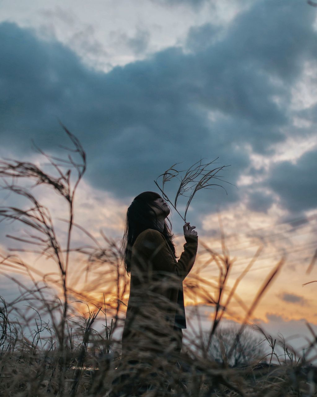 sky, one person, one woman only, women, nature, warm clothing, young adult, adult, only women, cloud - sky, people, winter, adults only, outdoors, young women, beauty in nature, one young woman only, day