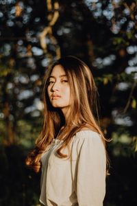 Portrait of a beautiful young woman