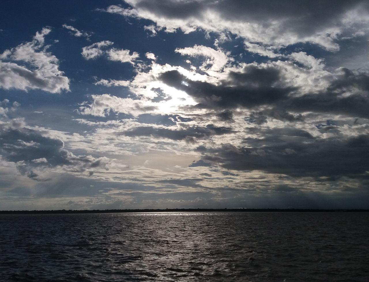 sea, scenics, idyllic, cloud - sky, sky, tranquility, water, nature, no people, beauty in nature, sunset, outdoors, tranquil scene, horizon over water, day