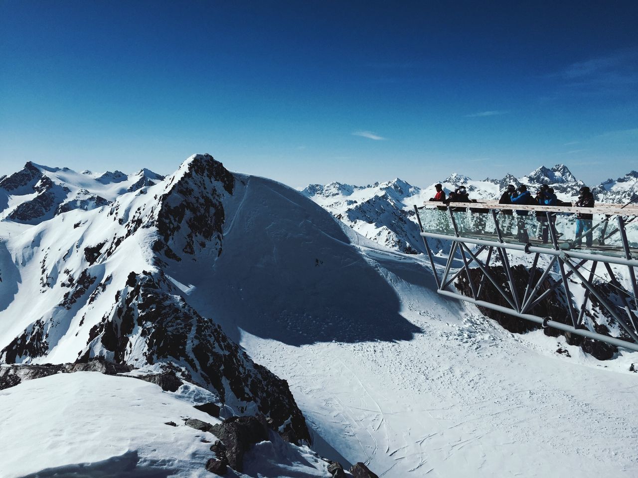 snow, winter, cold temperature, season, snowcapped mountain, weather, mountain, covering, tranquil scene, frozen, tranquility, scenics, beauty in nature, landscape, white color, mountain range, blue, nature, clear sky, snow covered