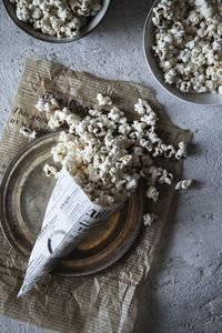 Popcorn on a concrete table