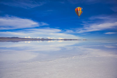 A superb view of uyuni salt lake