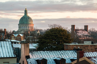 Snowy roof tops annapolis maryland 