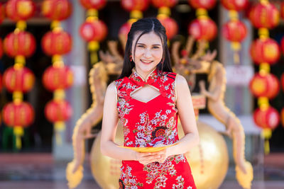 Portrait of a smiling young woman