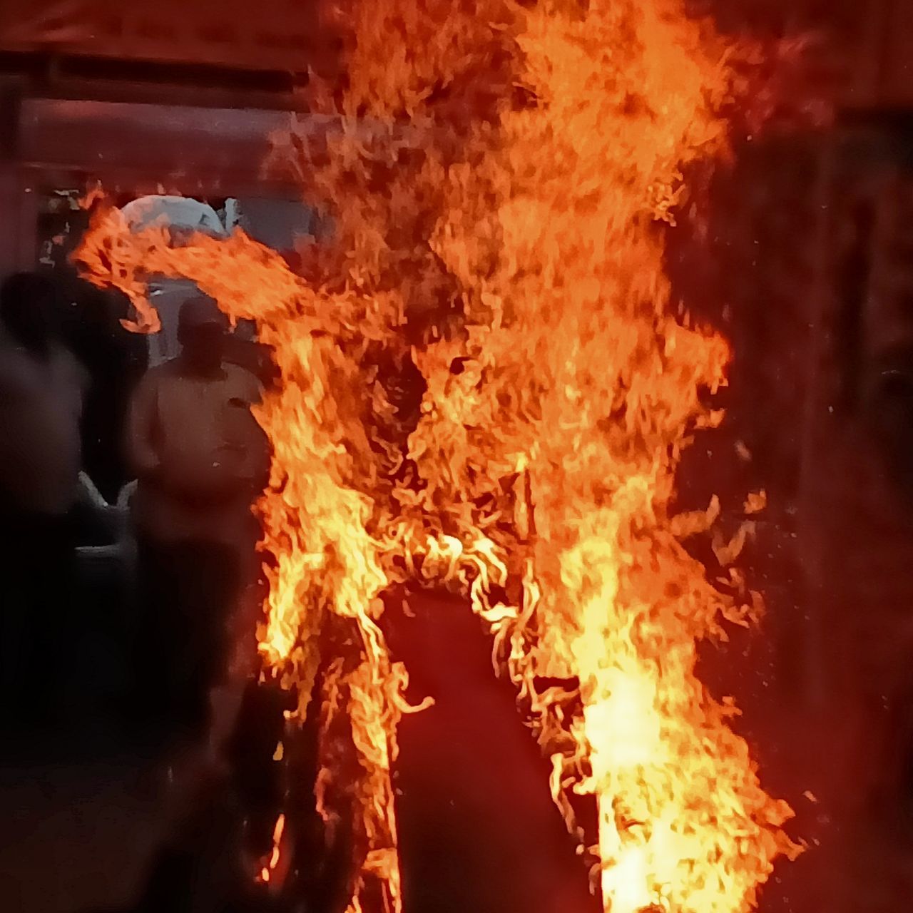 flame, fire, burning, heat, bonfire, communication, warning sign, nature, sign, motion, orange color, night