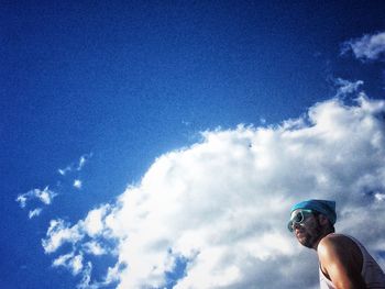 Low angle view of cloudy sky