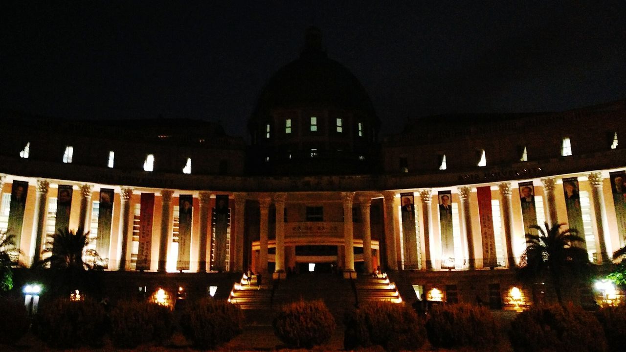 place of worship, architecture, built structure, religion, spirituality, illuminated, building exterior, church, night, famous place, cathedral, travel destinations, dome, tourism, low angle view, history, temple - building, travel