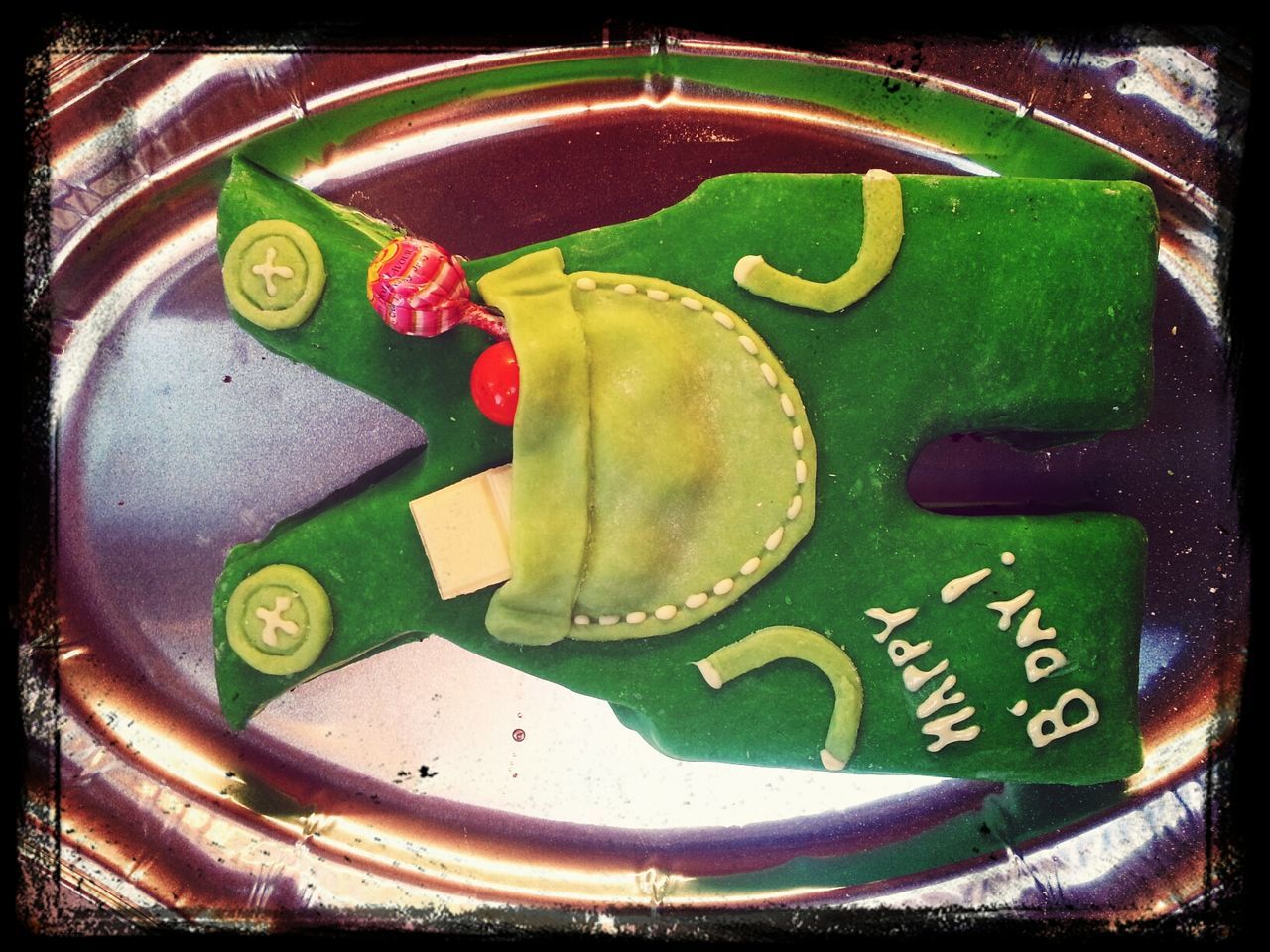 transfer print, auto post production filter, multi colored, high angle view, green color, art and craft, creativity, art, close-up, graffiti, indoors, no people, pattern, colorful, text, day, circle, design, panoramic