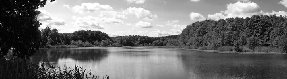 Panoramic view of lake against sky