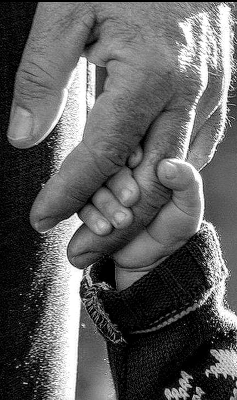 hand, human hand, human body part, finger, human finger, body part, people, close-up, adult, men, pain, healthcare and medicine, senior adult, emotion, holding, males, limb, women, real people, human limb, care