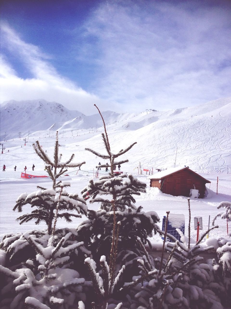 snow, winter, cold temperature, season, weather, sky, mountain, covering, landscape, nature, beauty in nature, tranquil scene, tranquility, white color, cloud - sky, scenics, house, field, covered, snowcapped mountain