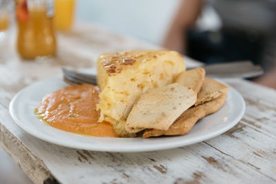 Close-up of bread in plate on table