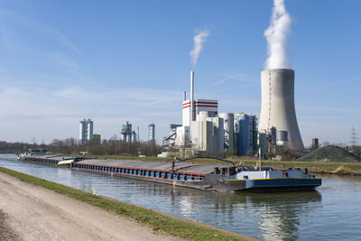 Germany, north rhine westphalia, lunen, coal fired power station over datteln hamm canal