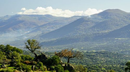 Scenic view of mountains against sky. valle del jerte. 