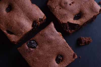 Close-up of brownie cake with raisin