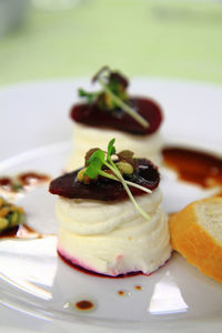 Close-up of cake in plate on table