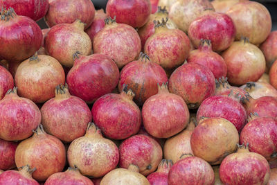 Full frame shot of apples