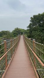 Suspension bridge